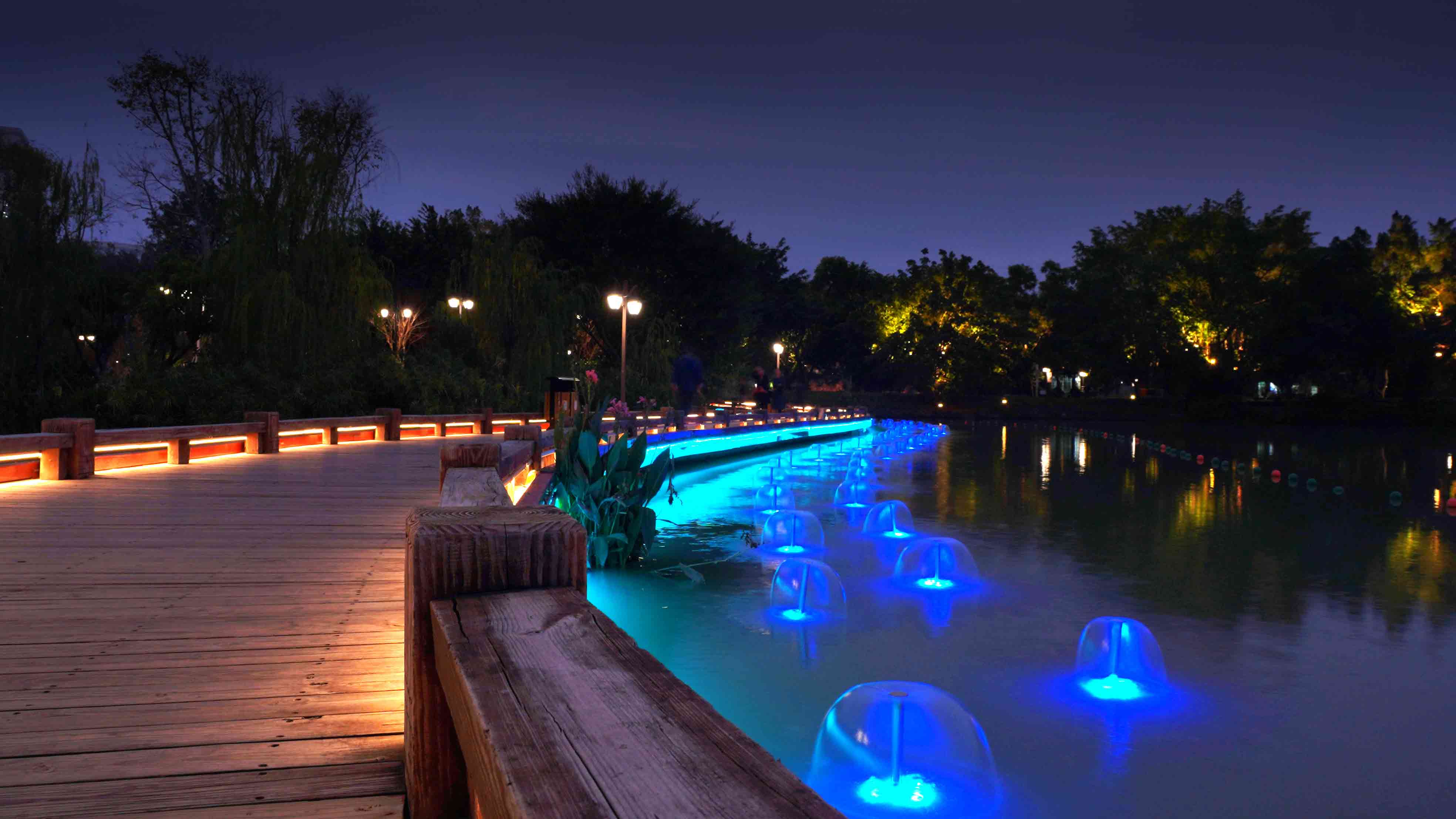 福州左海公園亮化和夜景燈光建設(shè)項(xiàng)目--2020神燈獎(jiǎng)申報(bào)工程